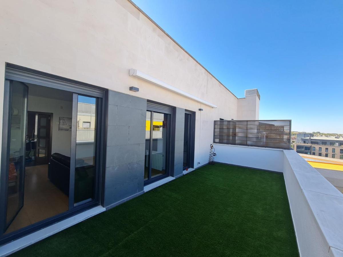 Atico De Lujo En El Centro De Burgos Apartment Exterior photo
